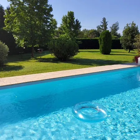 Climatisee Avec Entree Privative Les Deux Glycines