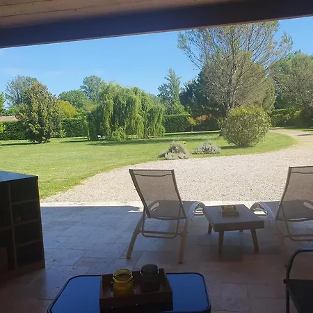 Bed & Breakfast Climatisee Avec Entree Privative Les Deux Glycines Ledat