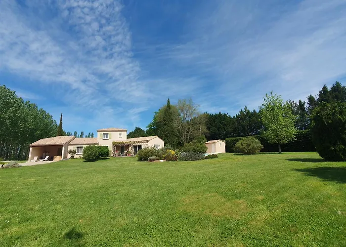 Les Deux Glycines ベッド・アンド・ブレックファスト 3*